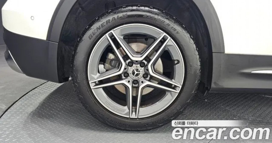 Mercedes-Benz Glb-Class 