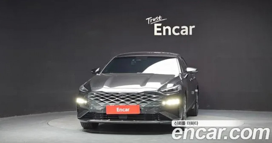 Kia K8 