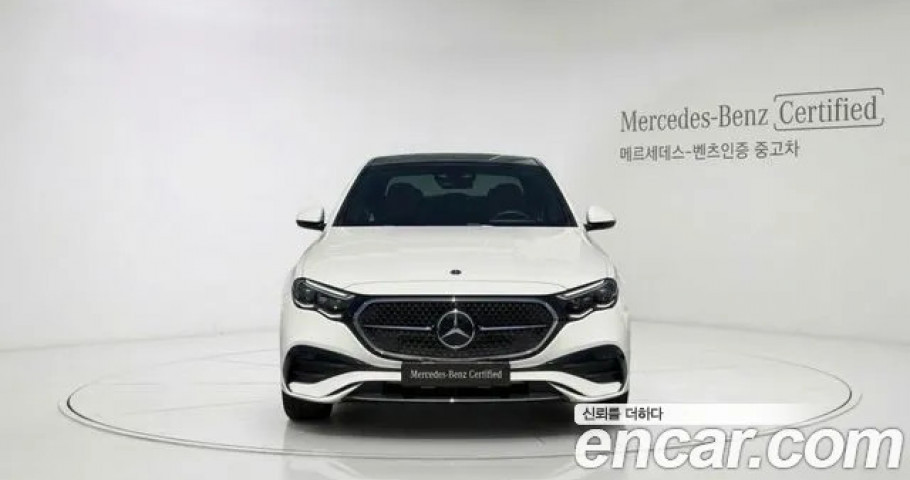 Mercedes-Benz E-Class 