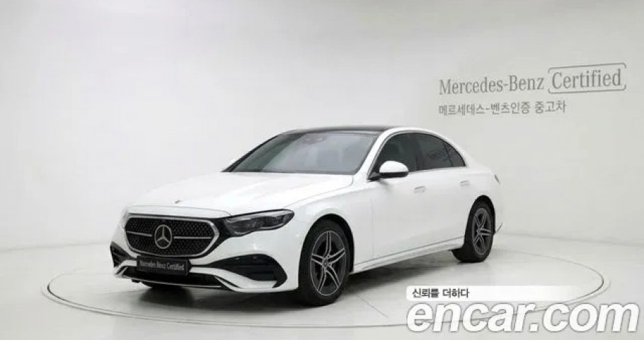 Mercedes-Benz E-Class 