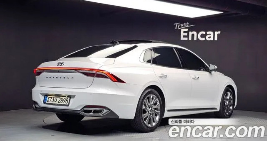 Hyundai Grandeur 