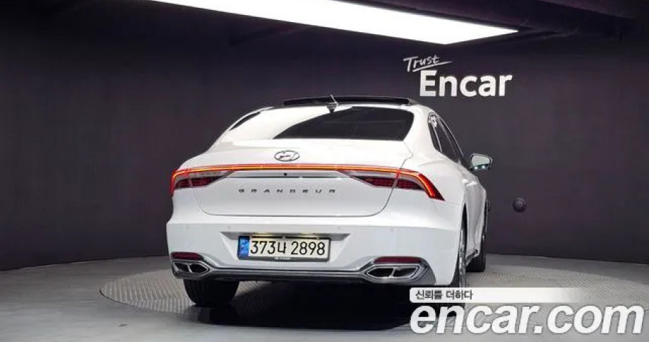Hyundai Grandeur 
