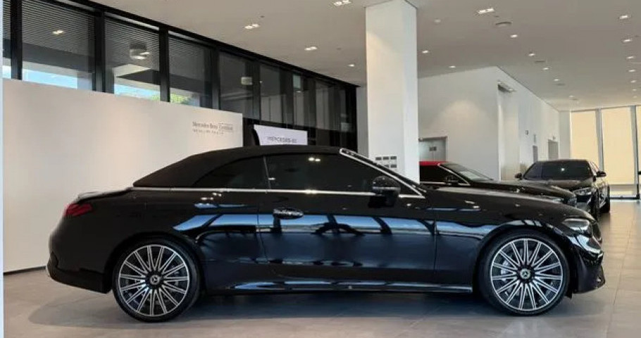 Mercedes-Benz Cle-Class 