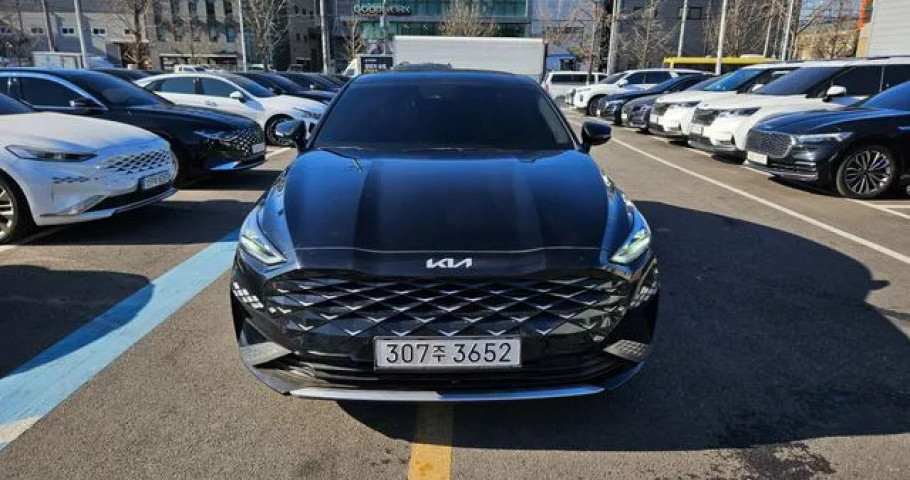 Kia K8 