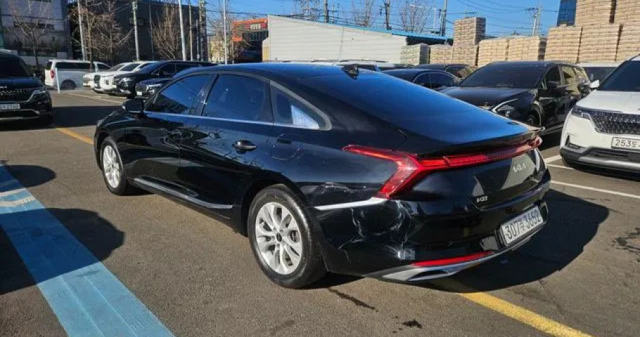 Kia K8 
