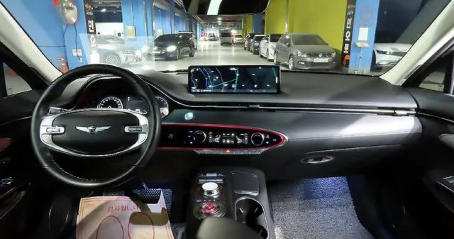 Genesis Gv70 