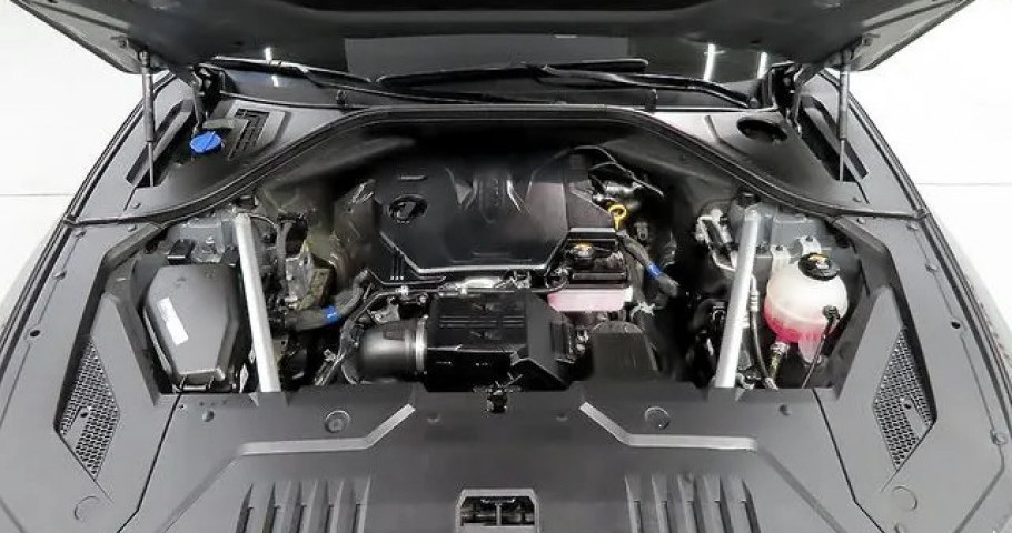 Genesis Gv70 