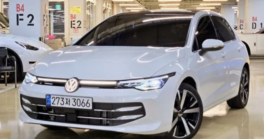 Volkswagen Golf 