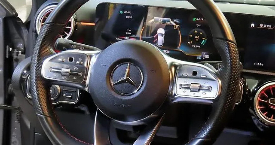 Mercedes-Benz A-Class 