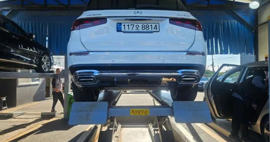 Mercedes-Benz Gls-Class 