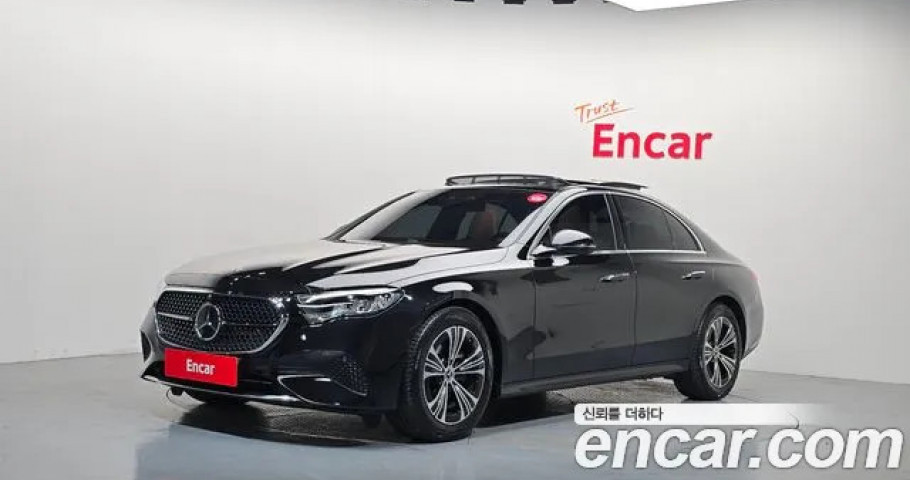 Mercedes-Benz E-Class 