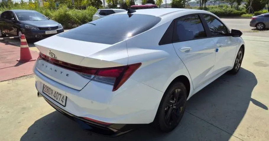 Hyundai Avante (Elantra) 