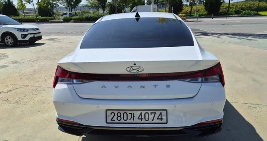 Hyundai Avante (Elantra) 