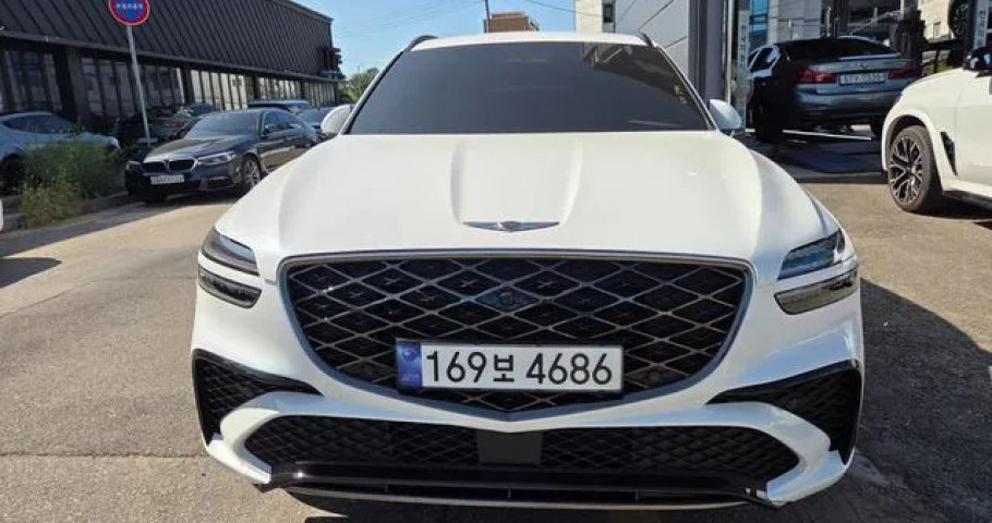 Genesis Gv70 