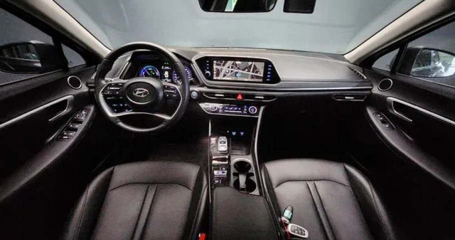 Hyundai Sonata 