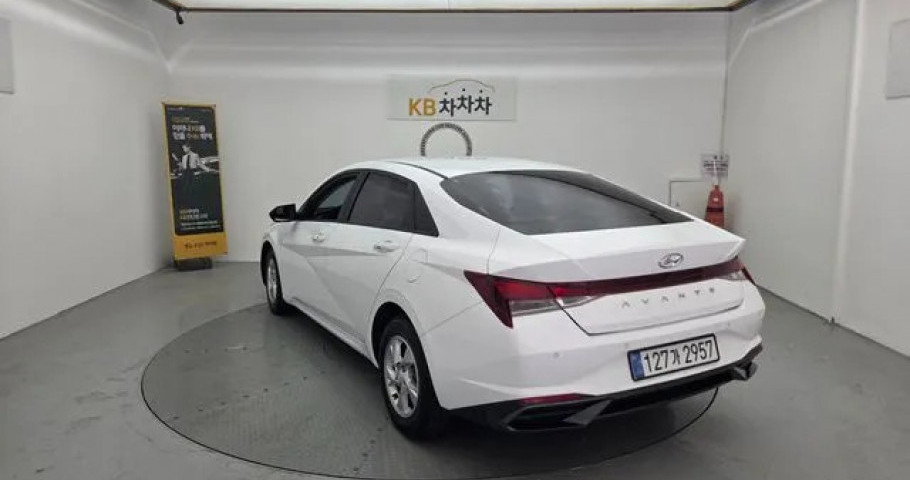 Hyundai Avante (Elantra) 