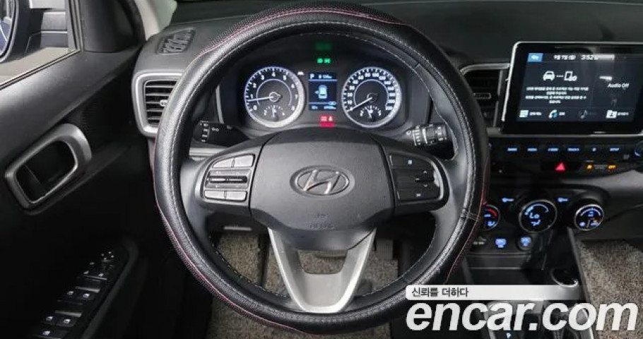 Hyundai Venue 