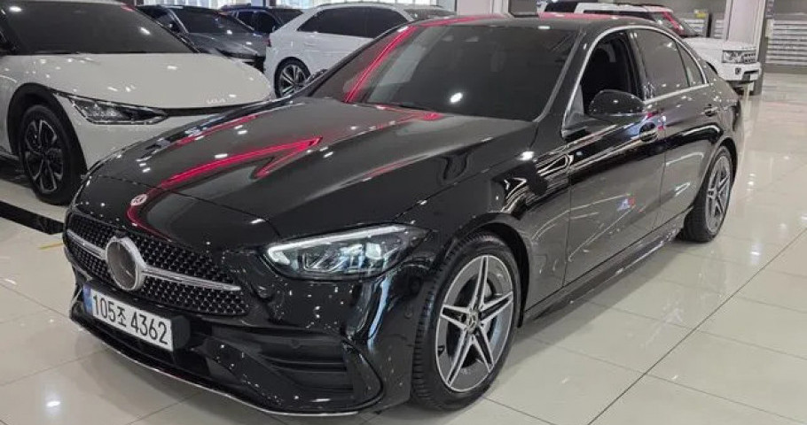 Mercedes-Benz C-Class 
