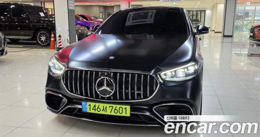 Mercedes-Benz S-Class 