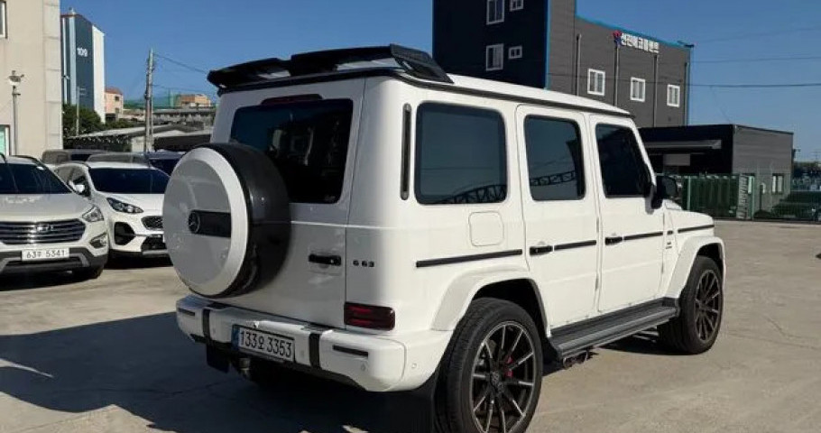 Mercedes-Benz G-Class 