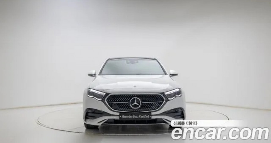 Mercedes-Benz E-Class 