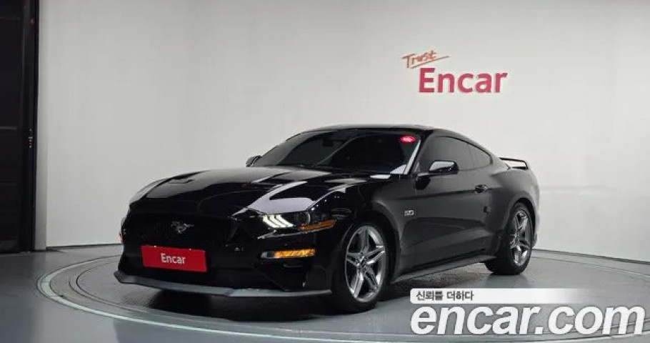 Ford Mustang 