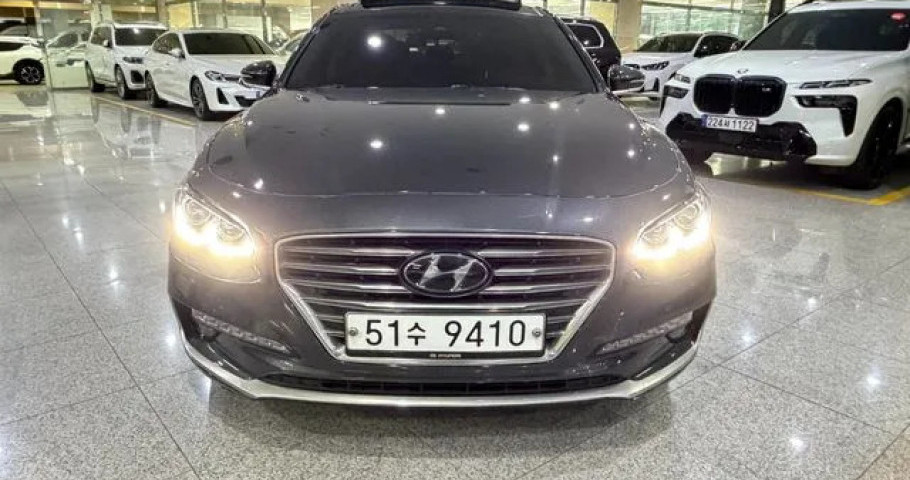 Hyundai Grandeur 