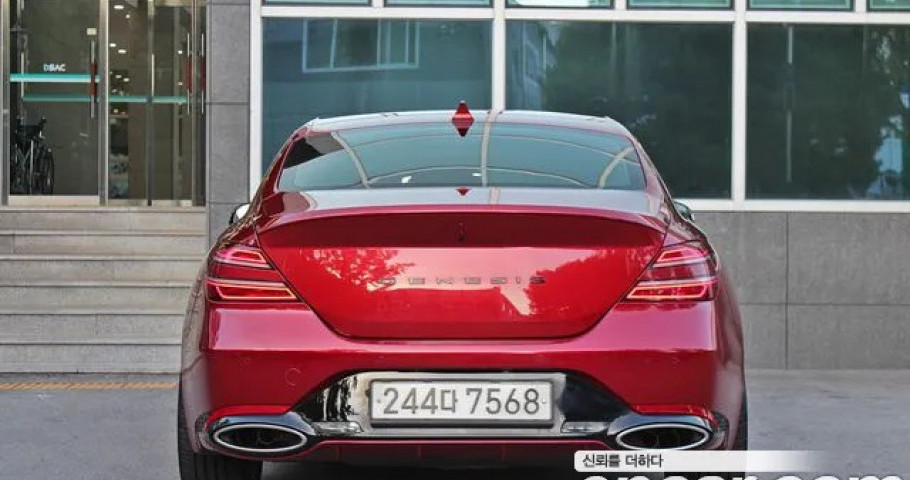 Genesis G70 