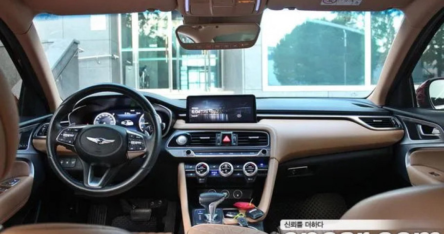 Genesis G70 
