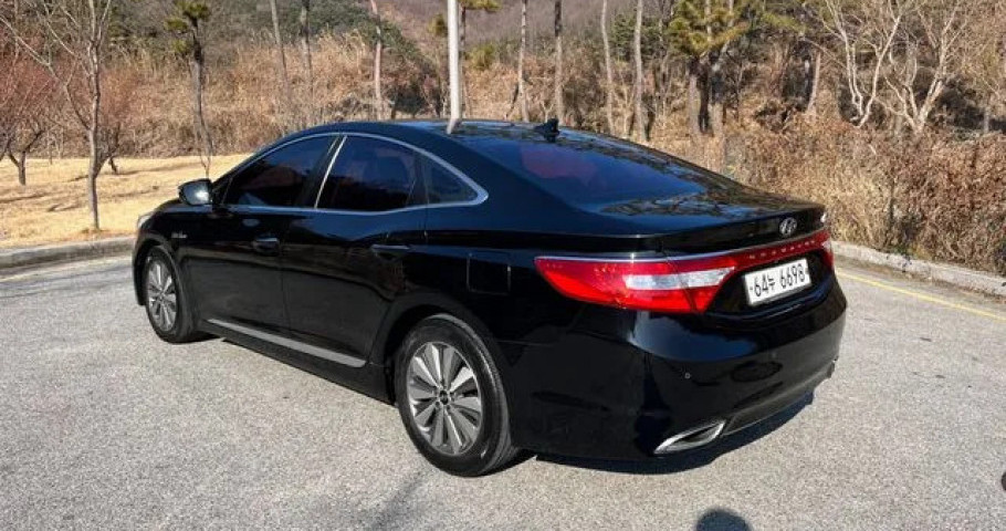 Hyundai Grandeur 