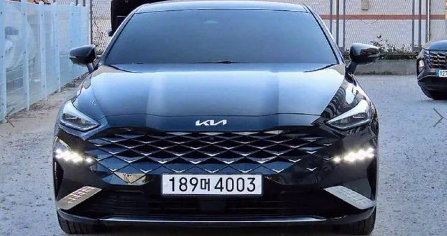 Kia K8 