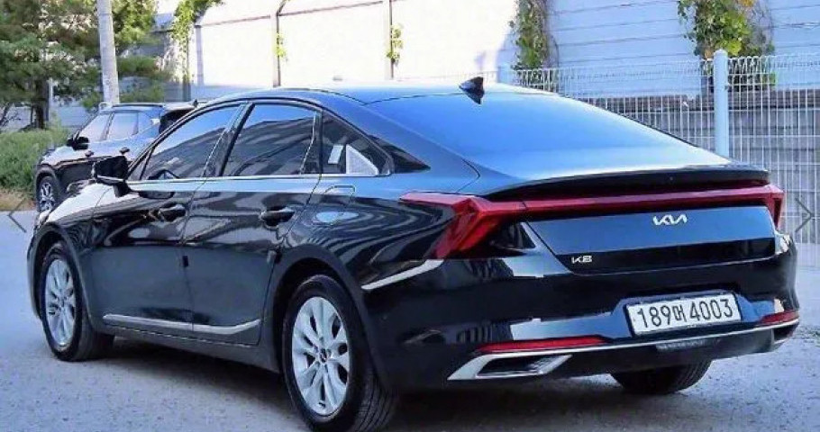 Kia K8 