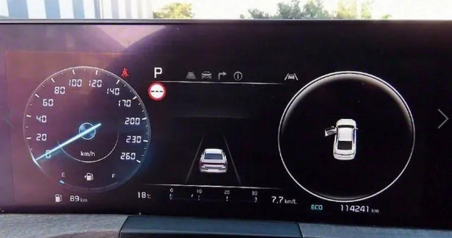 Kia K8 
