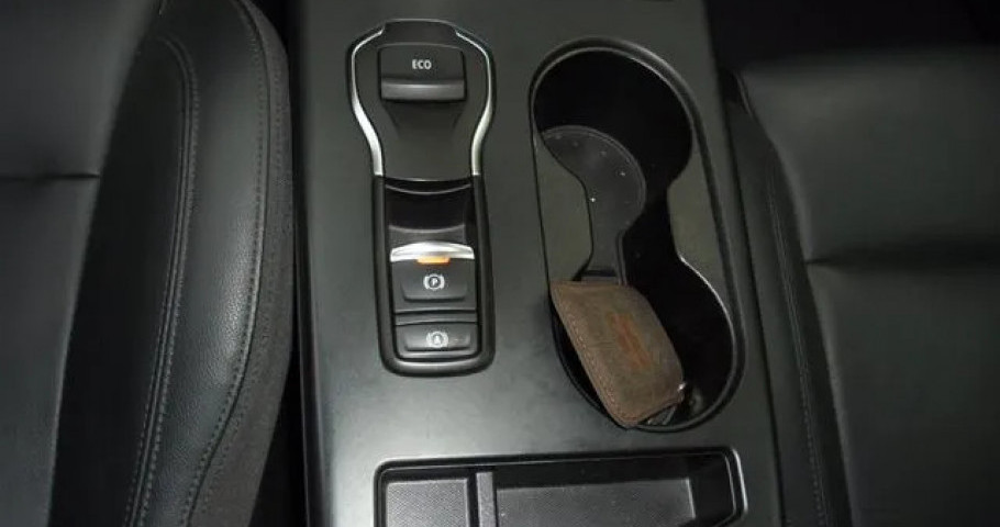 Renault-KoreaSamsung SM6 