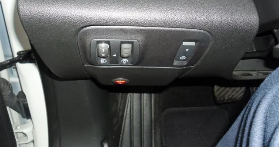 Renault-KoreaSamsung SM6 