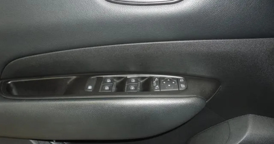 Renault-KoreaSamsung SM6 