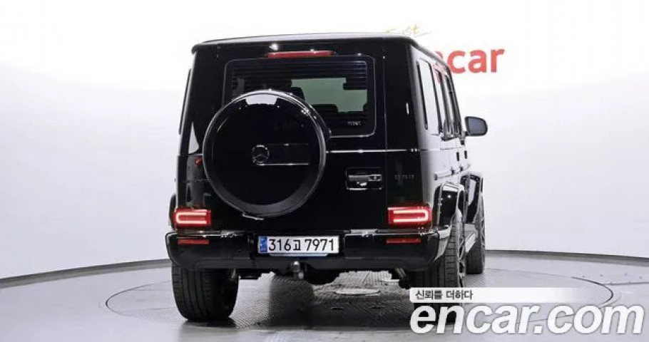 Mercedes-Benz G-Class 