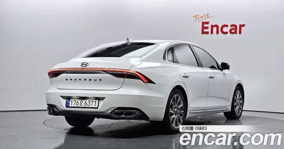 Hyundai Grandeur 