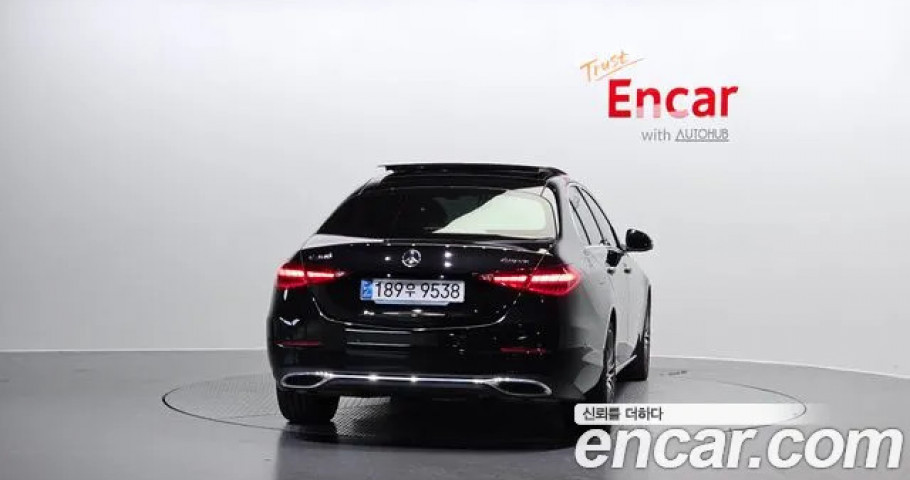 Mercedes-Benz C-Class 