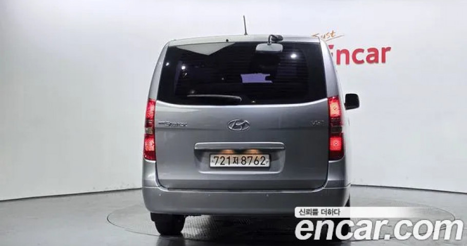 Hyundai Starex 