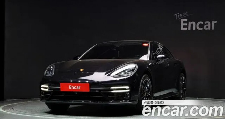 Porsche Panamera 