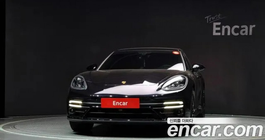 Porsche Panamera 