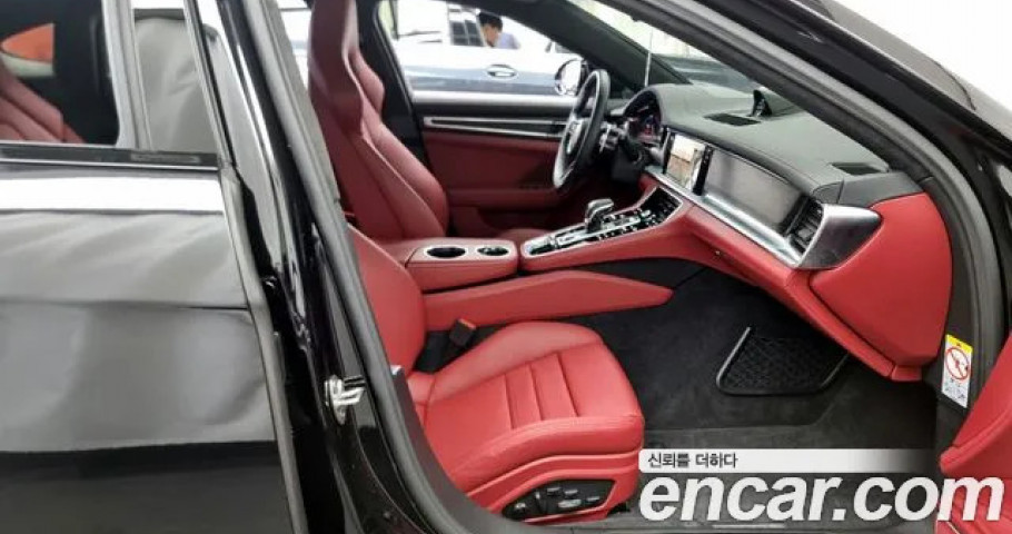 Porsche Panamera 