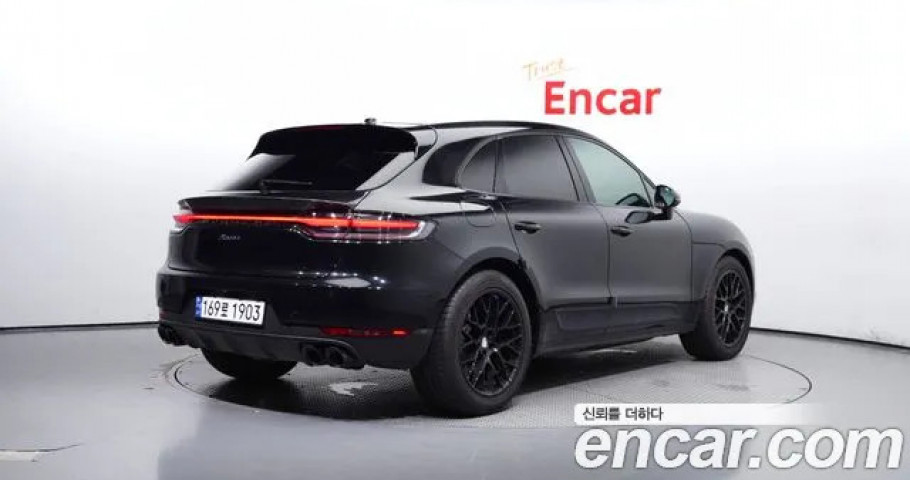 Porsche Macan 