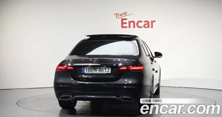 Mercedes-Benz E-Class 