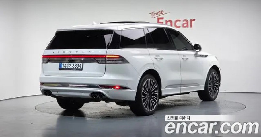 Lincoln Aviator 