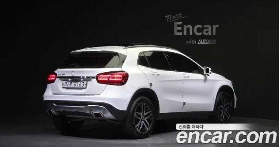 Mercedes-Benz Gla-Class 