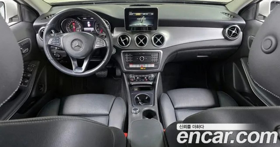 Mercedes-Benz Gla-Class 