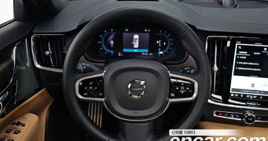 Volvo S90 