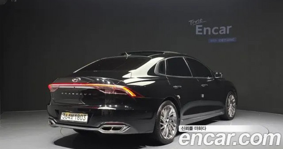 Hyundai Grandeur 